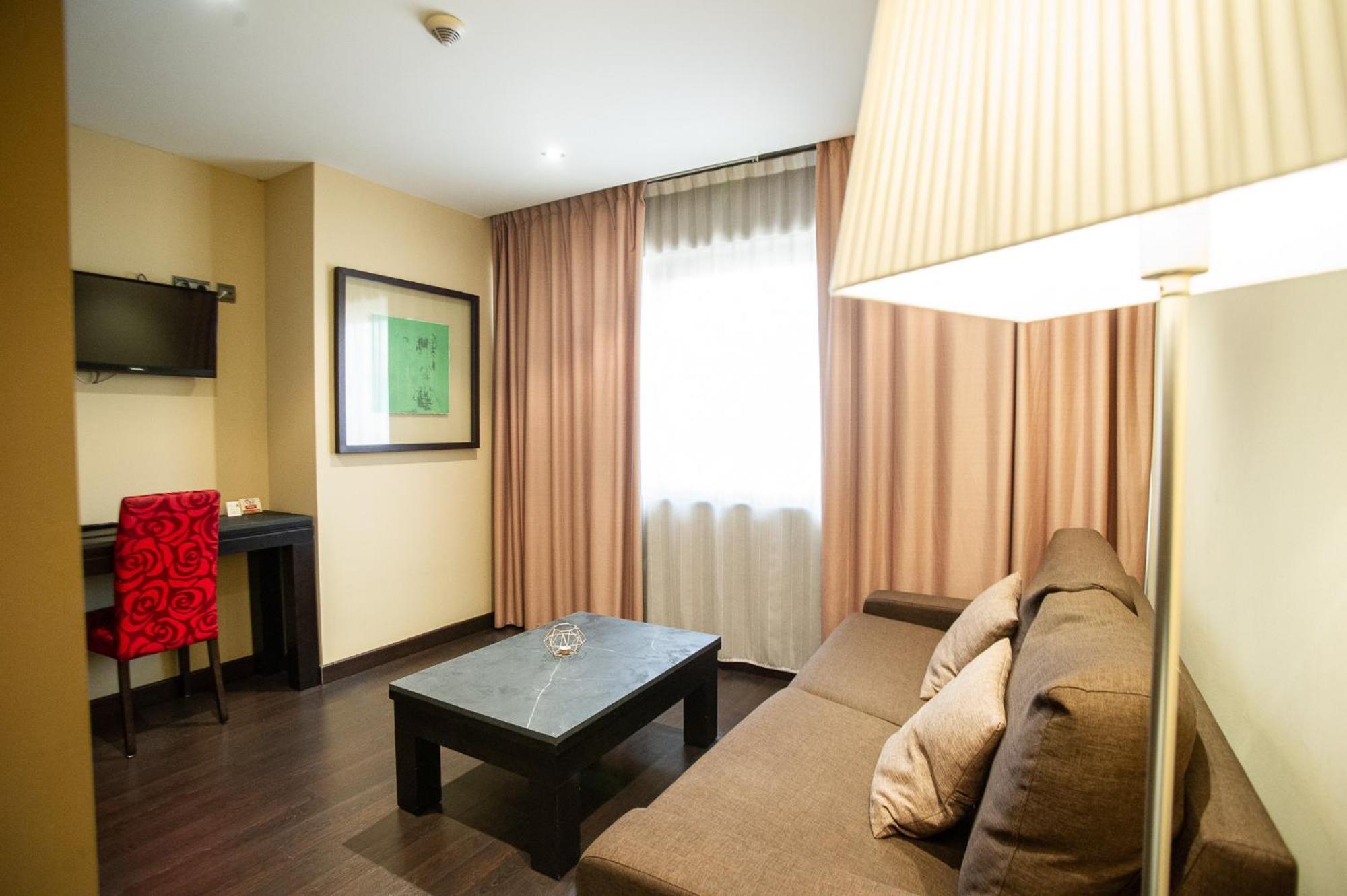 Azz Asturias Langrehotel & Spa ลังเกรโอ ภายนอก รูปภาพ